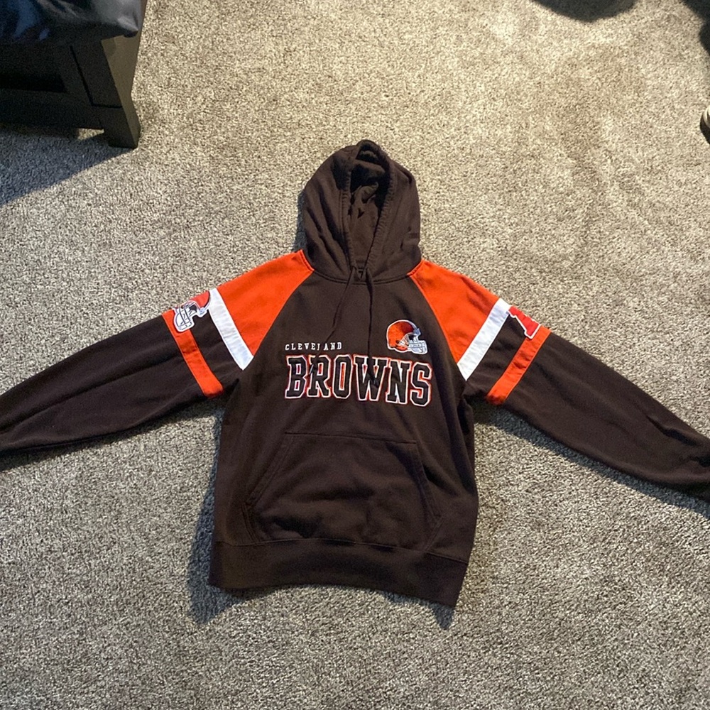 Cleveland Browns Football Hoodie. Great Condition. With String. No Damage.